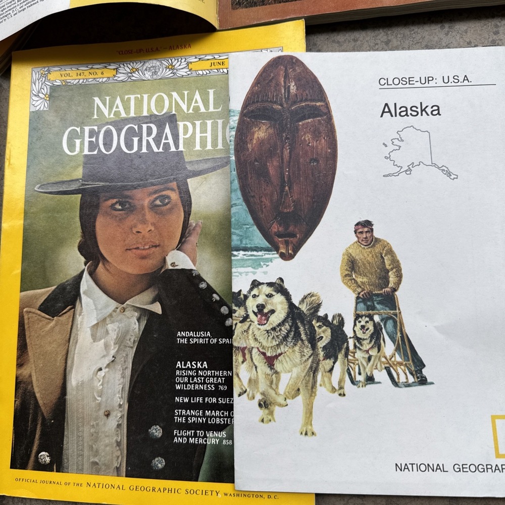Vintage 1975‎ National Geographic Magazines 11 Issues  + Maps Missing Nov - Picture 3 of 4